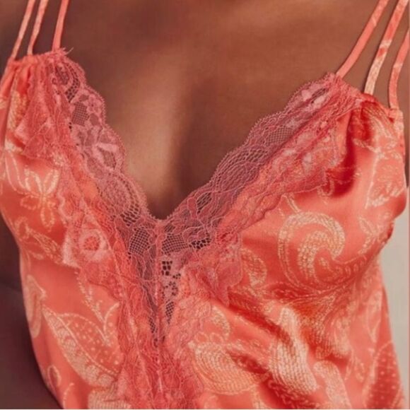 FREE PEOPLE INTIMATELY LADIES OFF THE COAST CAMI COMBO WITH LACE DETAIL NWT - Picture 2 of 5